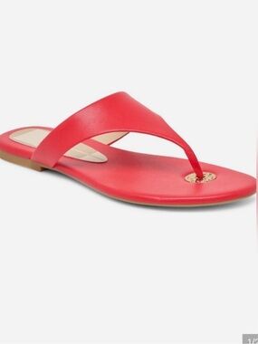 36. Dolce Vita Kittle Leather Thong Slide Sandal - Sleek Comfort